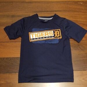 Detroit Tigers baseball shirt